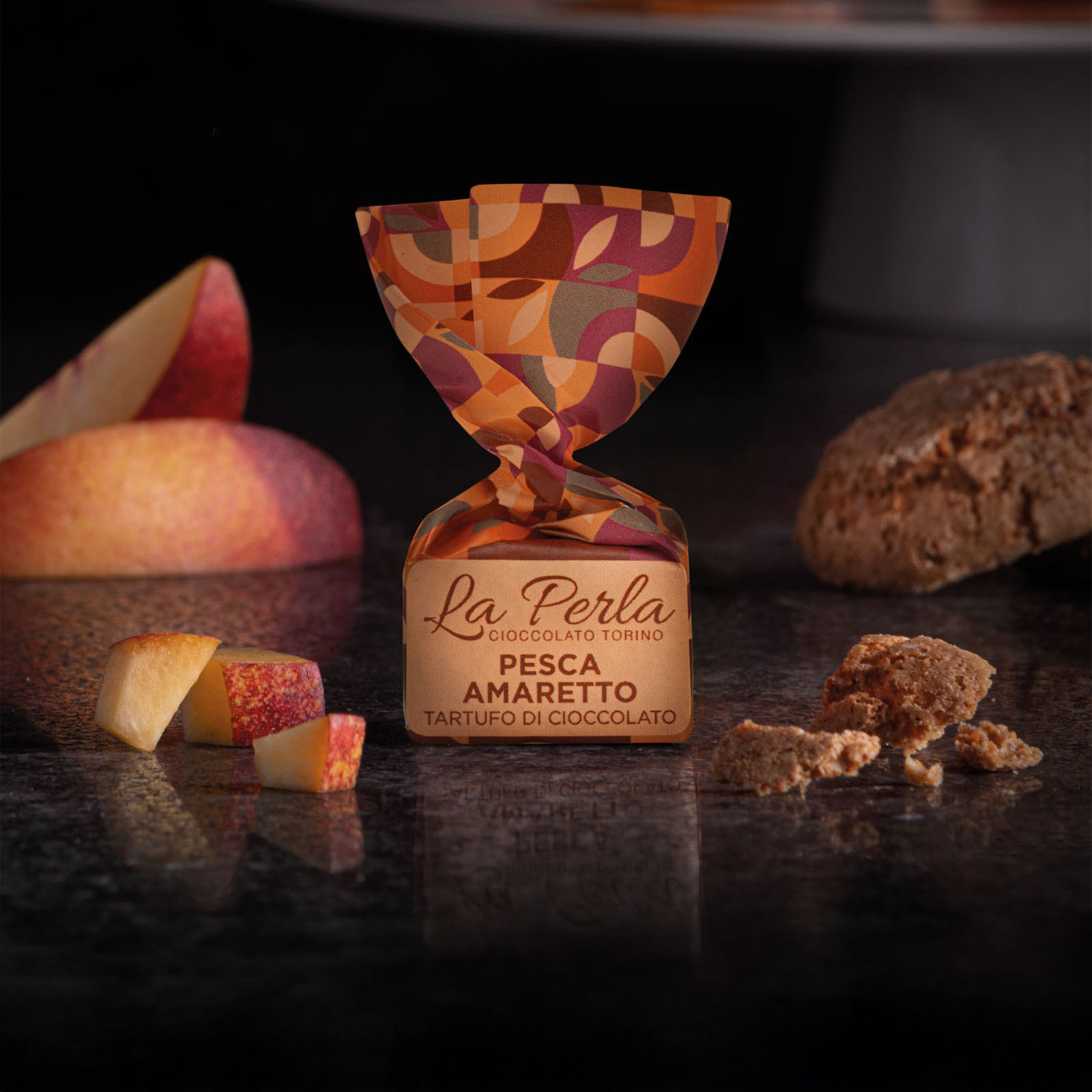 La Perla di Torino presenterar Persika & amaretto – en fruktig chokladhyllning till Piemonte